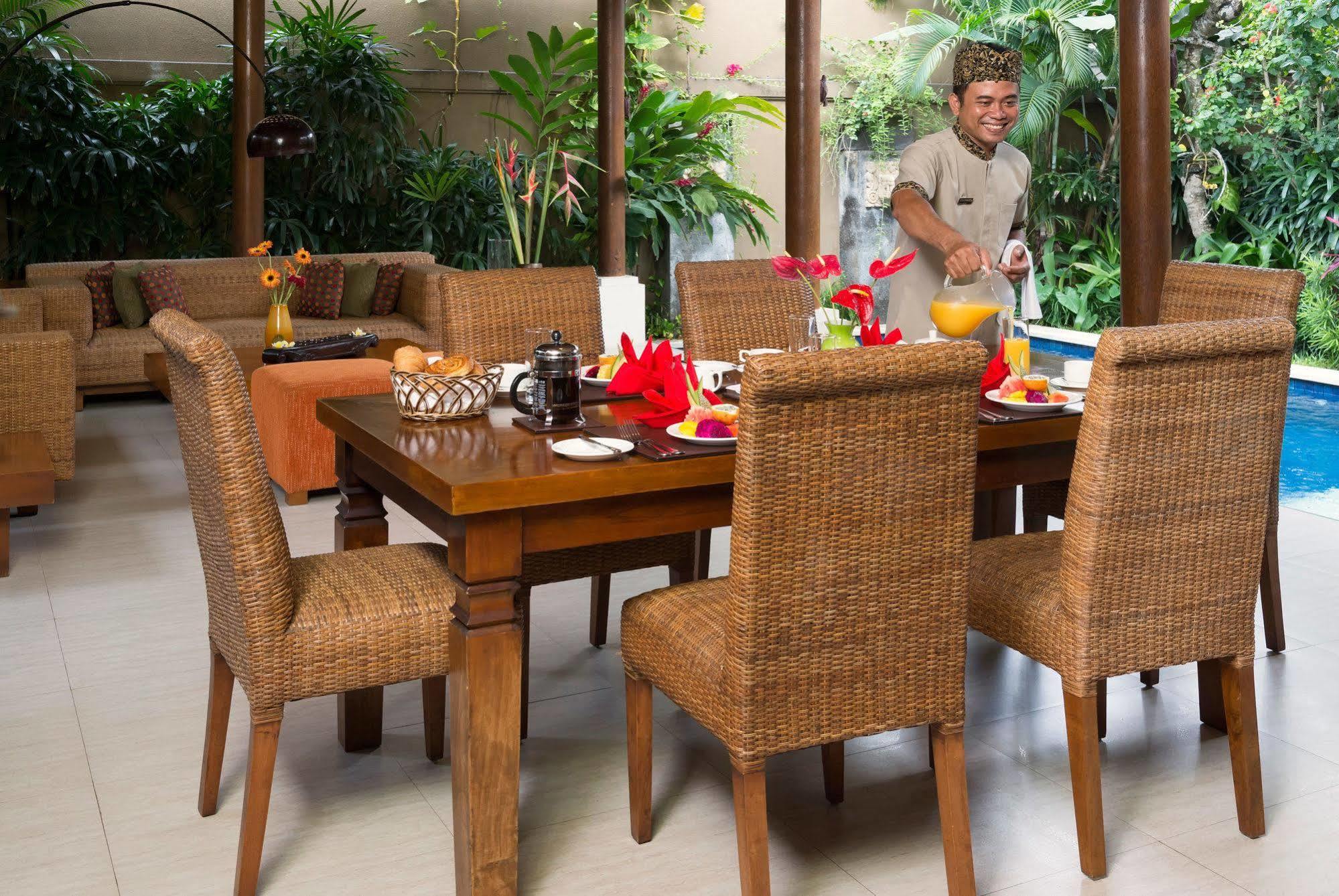 Lakshmi Villas 塞米亚克 外观 照片